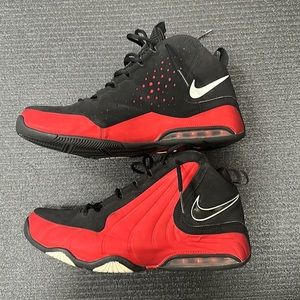 Nike Air Max Wavy Basketball Shoes